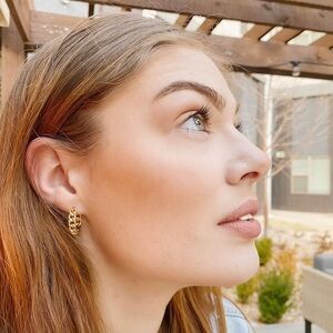 Gold Cuban Link Chain Medium Hoops